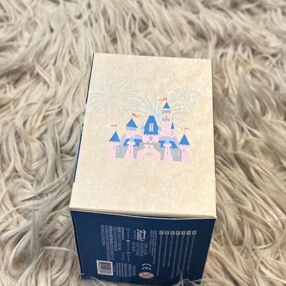 Funko Minis Alice in Wonderland – Disneyland 65th Anniversary #01 (New & Sealed) - Picture 2 of 4